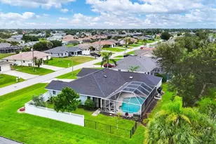 286 Mark Twain Ln, Rotonda West, FL 33947 - Photo 36