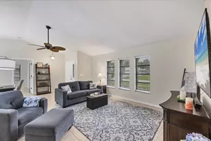 286 Mark Twain Ln, Rotonda West, FL 33947 - Photo 6