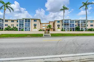 200 The Esplanade N, Venice, FL 34285 - Photo 2