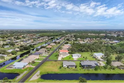 39 Medalist Circle, Rotonda West, FL 33947 - Photo 46