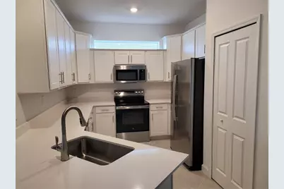 8117 Shore Lake Drive, Englewood, FL 34224 - Photo 4