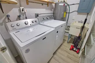 123 Virginia Ct, Englewood, FL 34223 - Photo 14