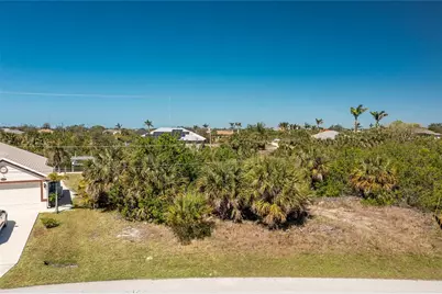 14219 Fruitport Circle, Port Charlotte, FL 33981 - Photo 8