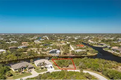 14219 Fruitport Circle, Port Charlotte, FL 33981 - Photo 4