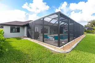 21 Medalist Ln, Rotonda West, FL 33947 - Photo 52