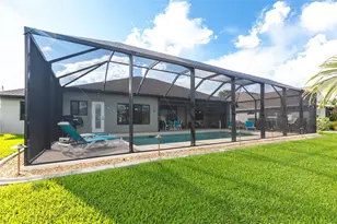 21 Medalist Ln, Rotonda West, FL 33947 - Photo 52