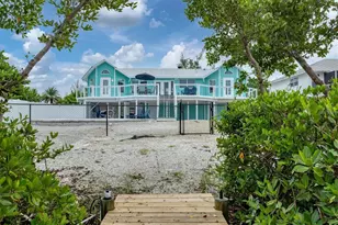 261 Bocilla Dr, Placida, FL 33946 - Photo 34