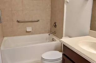 2585 Cortenova Ct, Venice, FL 34292 - Photo 28