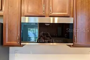 2585 Cortenova Ct, Venice, FL 34292 - Photo 8