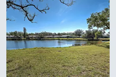 220 Southampton Drive #325, Venice, FL 34293 - Photo 6