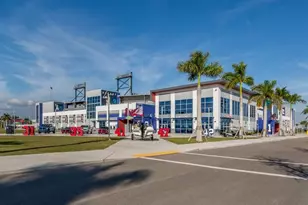 220 Southampton Dr, Venice, FL 34293 - Photo 68