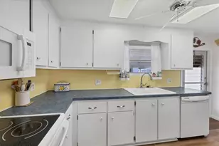 14 S Flora Vista St, Englewood, FL 34223 - Photo 14