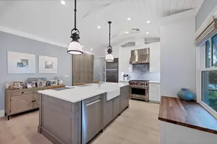 291 Palm Ave, Boca Grande, FL 33921 - Photo 6