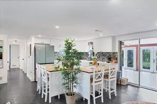 1651 Lakeview Pl, Englewood, FL 34223 - Photo 4