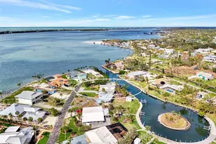 232 Bahia Vista Dr, Englewood, FL 34223 - Photo 2