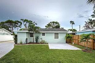 415 Yale St, Englewood, FL 34223 - Photo 4