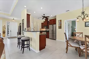 1415 Hedgewood Cir, North Port, FL 34288 - Photo 4