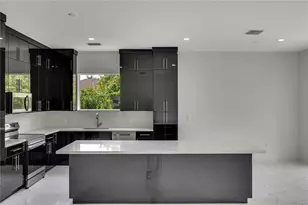 118 Green Pine Park, Rotonda West, FL 33947 - Photo 12