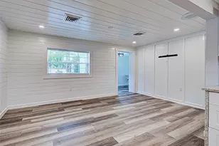 425 Yale St, Englewood, FL 34223 - Photo 6