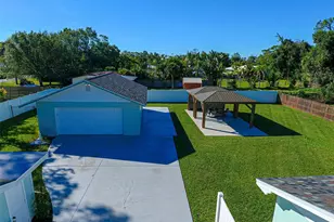 425 Yale St, Englewood, FL 34223 - Photo 38