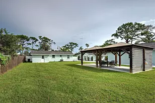 425 Yale St, Englewood, FL 34223 - Photo 32