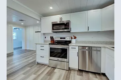 425 Yale Street, Englewood, FL 34223 - Photo 10