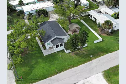 611 W Wentworth Street, Englewood, FL 34223 - Photo 36