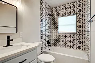 611 W Wentworth St, Englewood, FL 34223 - Photo 24