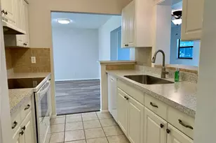 1516 Olympia Rd, Venice, FL 34293 - Photo 8