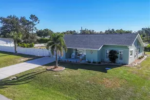 7586 Sea Mist Dr, Port Charlotte, FL 33981 - Photo 2