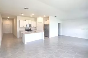 106 Leisure Pl, Rotonda West, FL 33947 - Photo 4