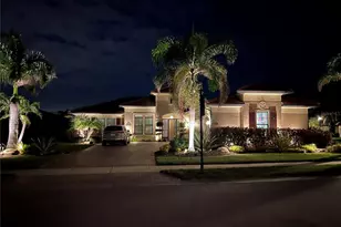 10863 Ironbridge Dr, Venice, FL 34293 - Photo 1