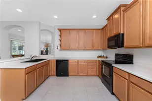 29710 Niagara Ct, Englewood, FL 34223 - Photo 6