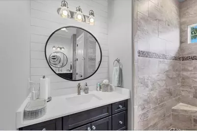 9241 Santa Lucia Drive, Port Charlotte, FL 33981 - Photo 20