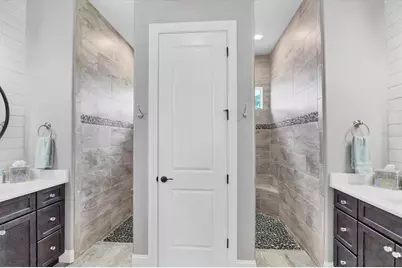 9241 Santa Lucia Drive, Port Charlotte, FL 33981 - Photo 18