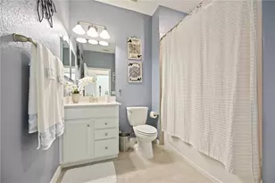 10817 Tarflower Dr, Venice, FL 34293 - Photo 22