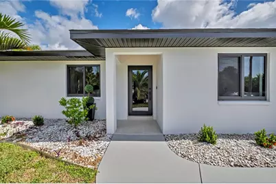 15180 Lyneburg Avenue, Port Charlotte, FL 33981 - Photo 38