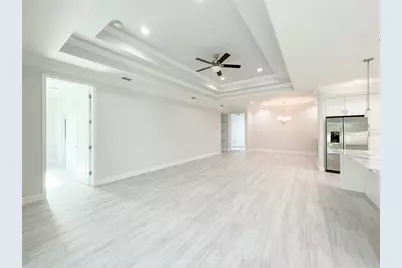 5217 Willow Lake Court, Sarasota, FL 34233 - Photo 8