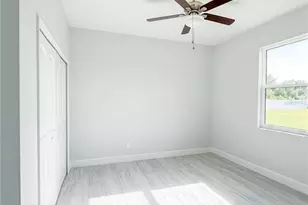 5217 Willow Lake Ct, Sarasota, FL 34233 - Photo 18