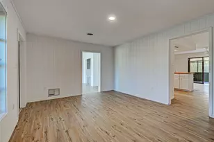 425 Morrison Ave, Englewood, FL 34223 - Photo 6