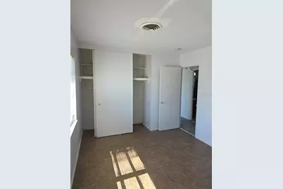 22236 Montrose Avenue, Port Charlotte, FL 33952 - Photo 4