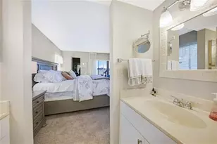 404 Cerromar Cir N, Venice, FL 34293 - Photo 20