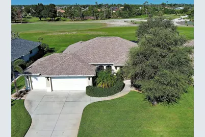 29 Clubhouse Place, Rotonda West, FL 33947 - Photo 2