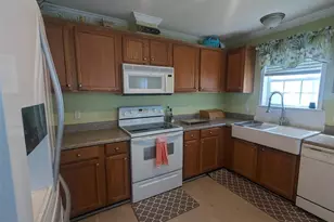 2100 Kings Hwy, Port Charlotte, FL 33980 - Photo 10