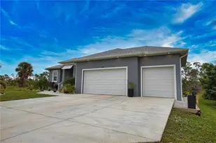 1131 Boundary Blvd, Rotonda West, FL 33947 - Photo 4