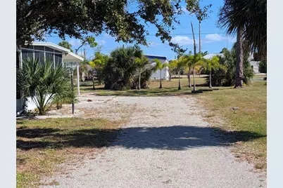 3235 Holly Avenue, Englewood, FL 34224 - Photo 4