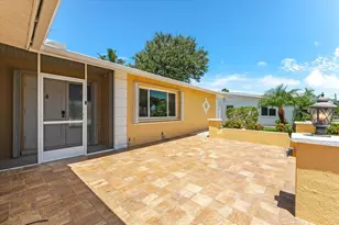 1460 Deer Creek Dr, Englewood, FL 34223 - Photo 4