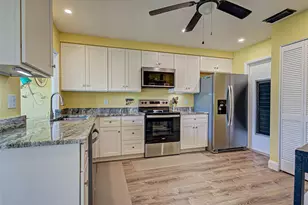 611 Chestnut Ln, Englewood, FL 34223 - Photo 18