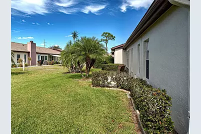 611 Chestnut Lane, Englewood, FL 34223 - Photo 8