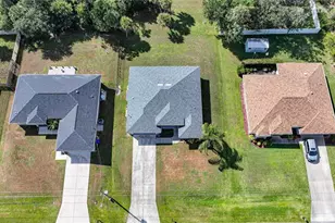 1647 Squaw Ln, North Port, FL 34286 - Photo 2